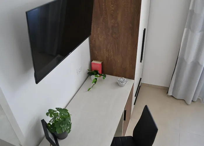 Dion Гостевой дом